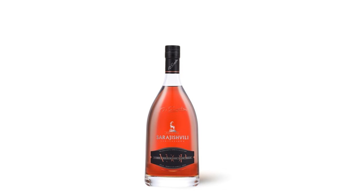 Грузинский бренди Сараджишвили VSOP, 0.7 л (в подарочной упаковке)