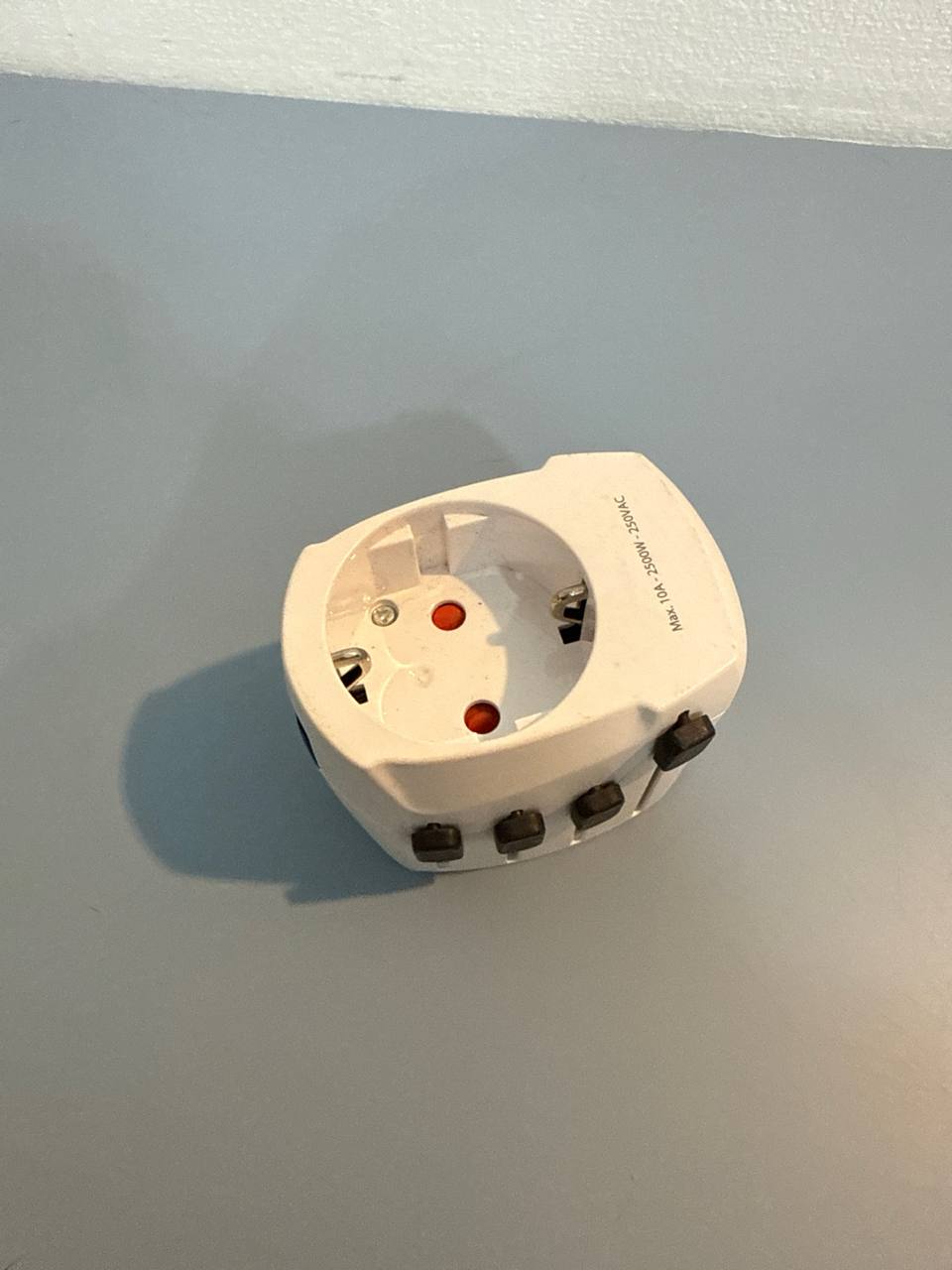SKROSS World Adapter PRO