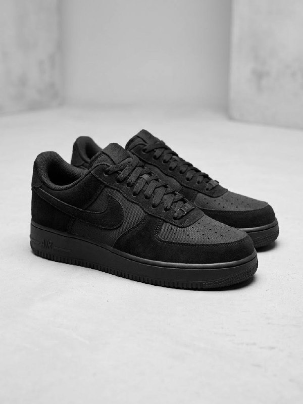 Кроссовки Nike Air Force 1 Low Triple Black