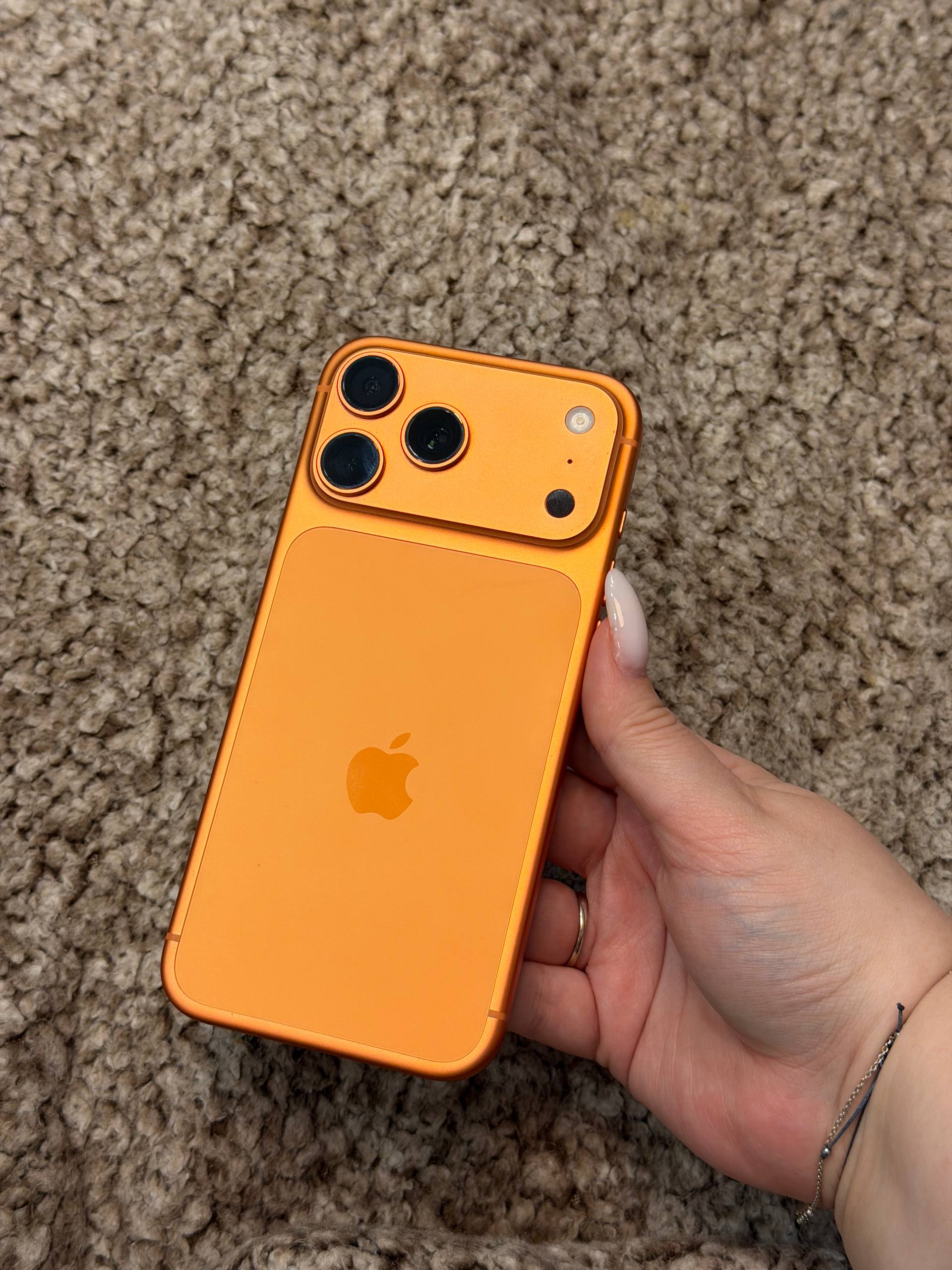 iPhone 17 Pro Max eSIM Orange 256 ГБ