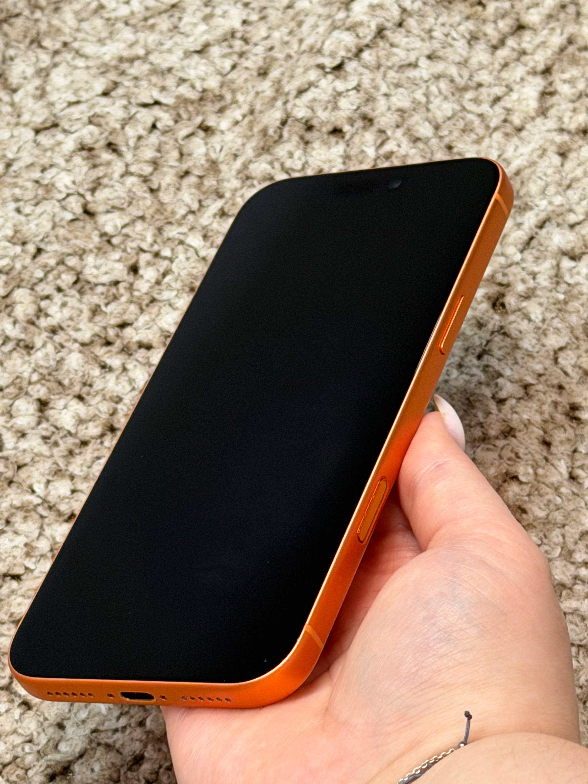 iPhone 17 Pro Max eSIM Orange 256 ГБ