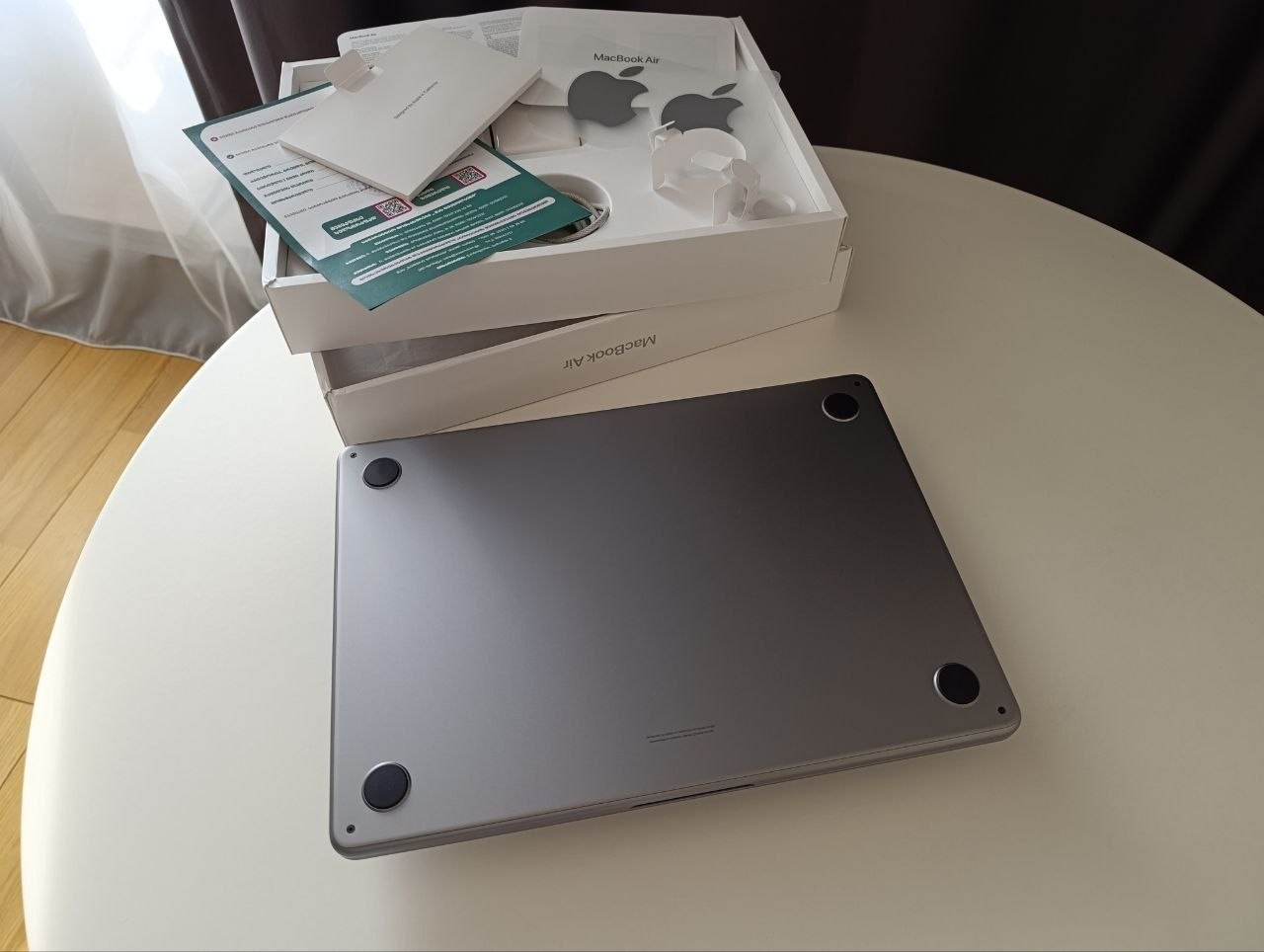 MacBook Air 13 M2 16/256GB