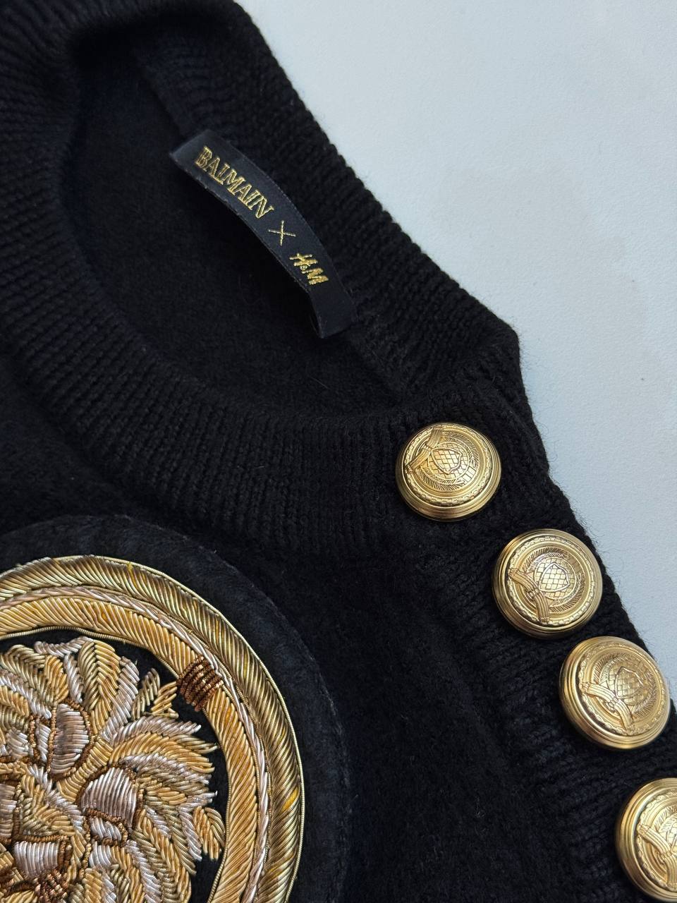 Свитер Balmain x H&M