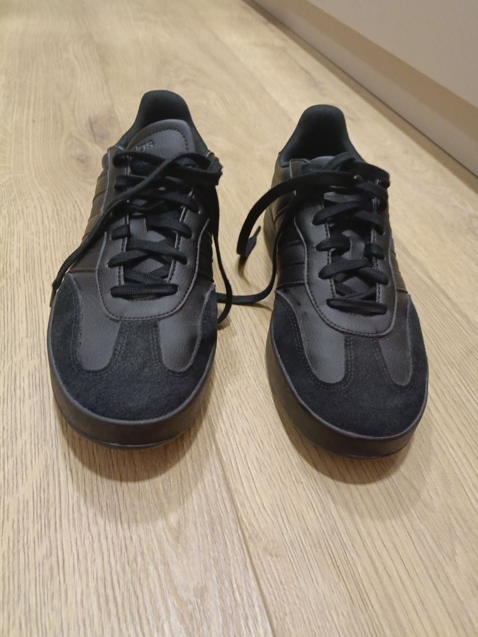 Adidas Barreda черные 44