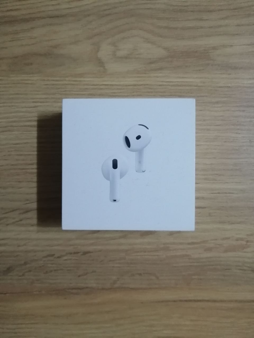 AirPods 4 ANC