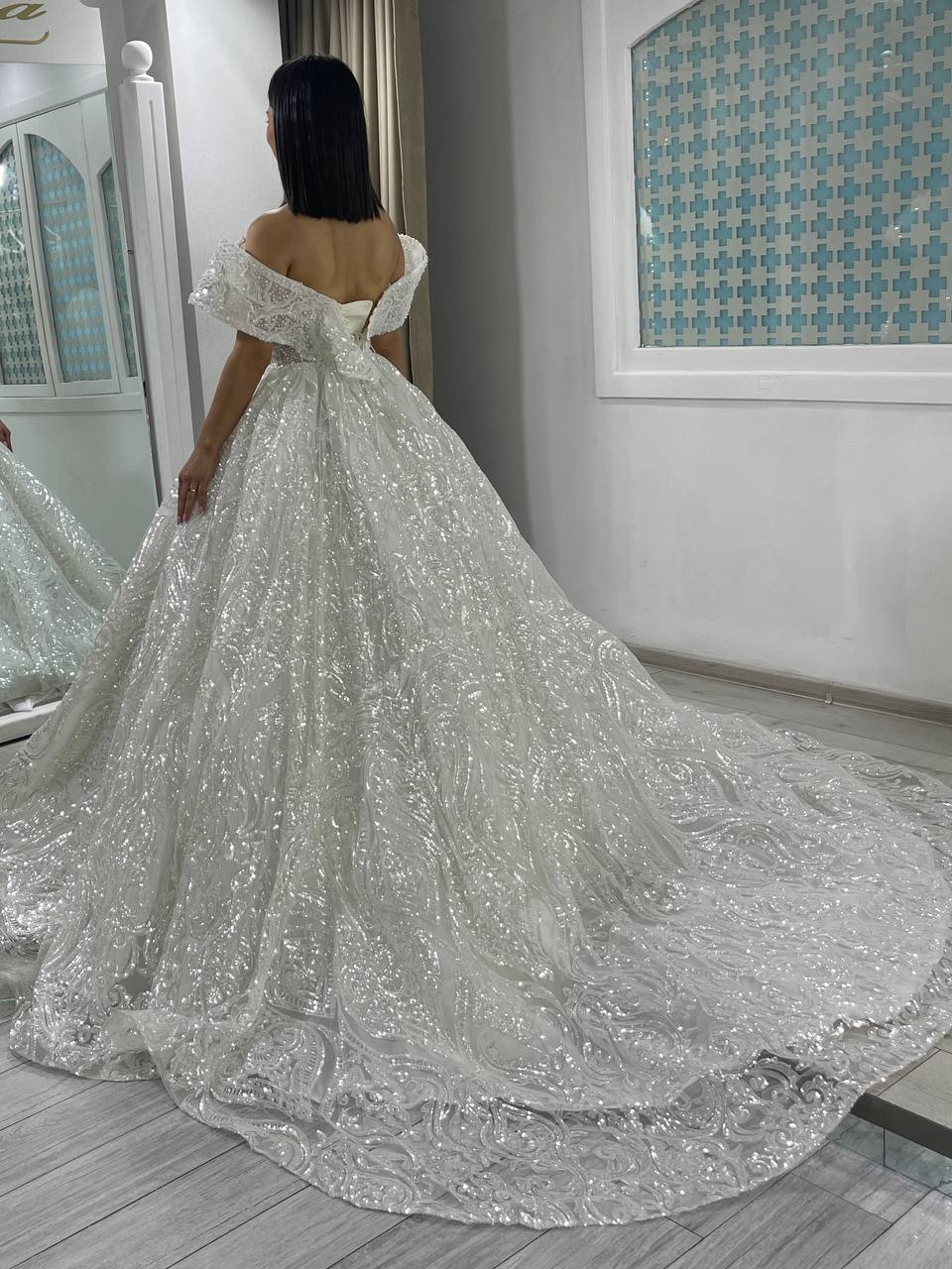 Свадебное платье