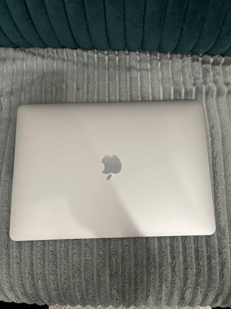 MacBook Air M1 13.3 inch