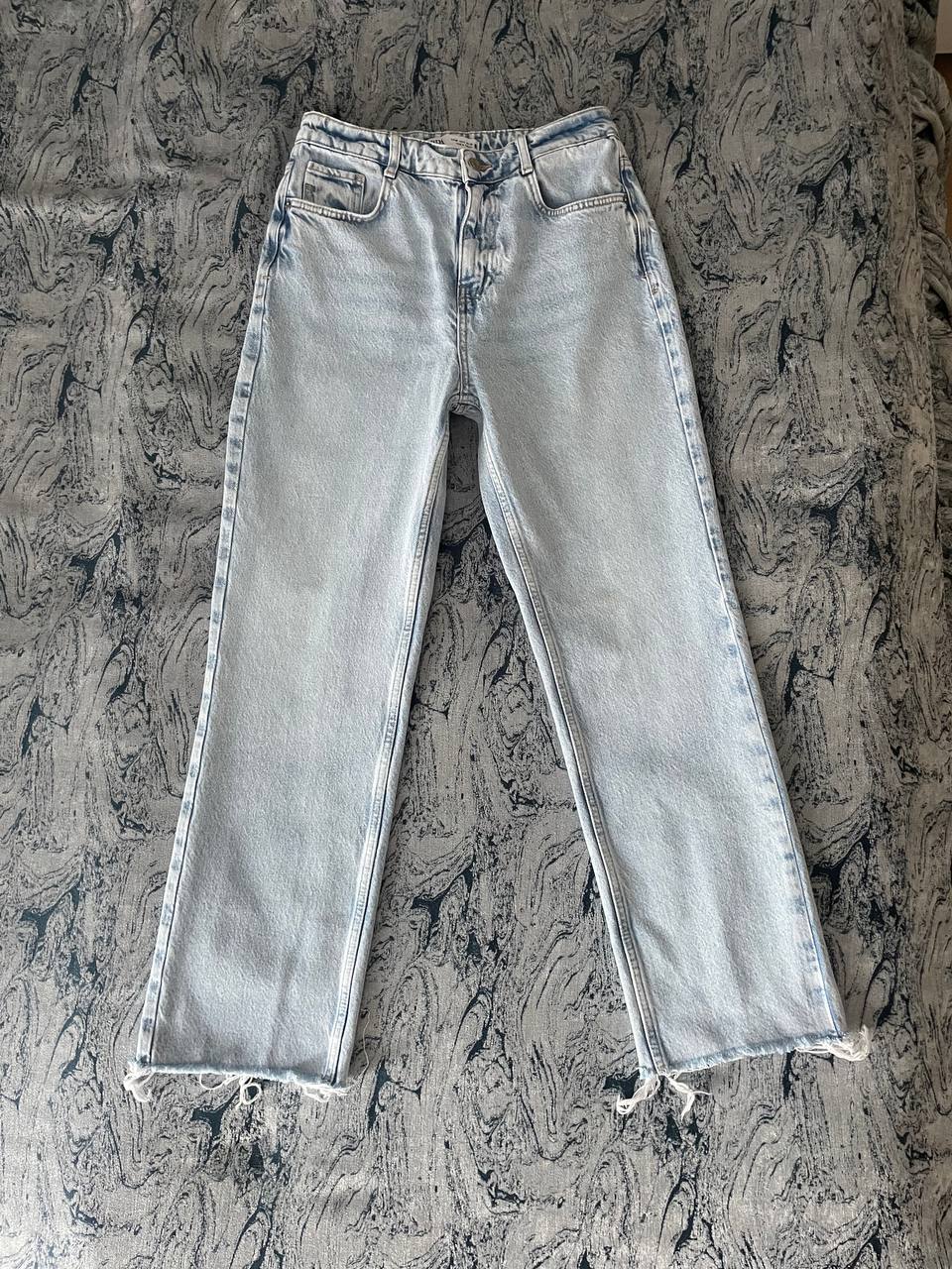 Джинсы ZARA с высокой посадкой