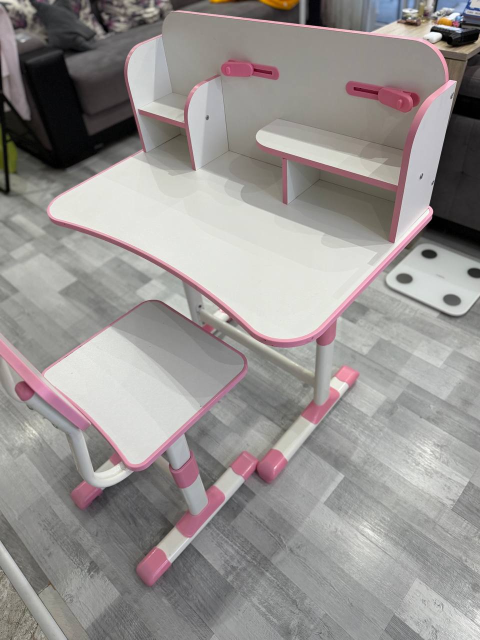 Детская парта/стол
