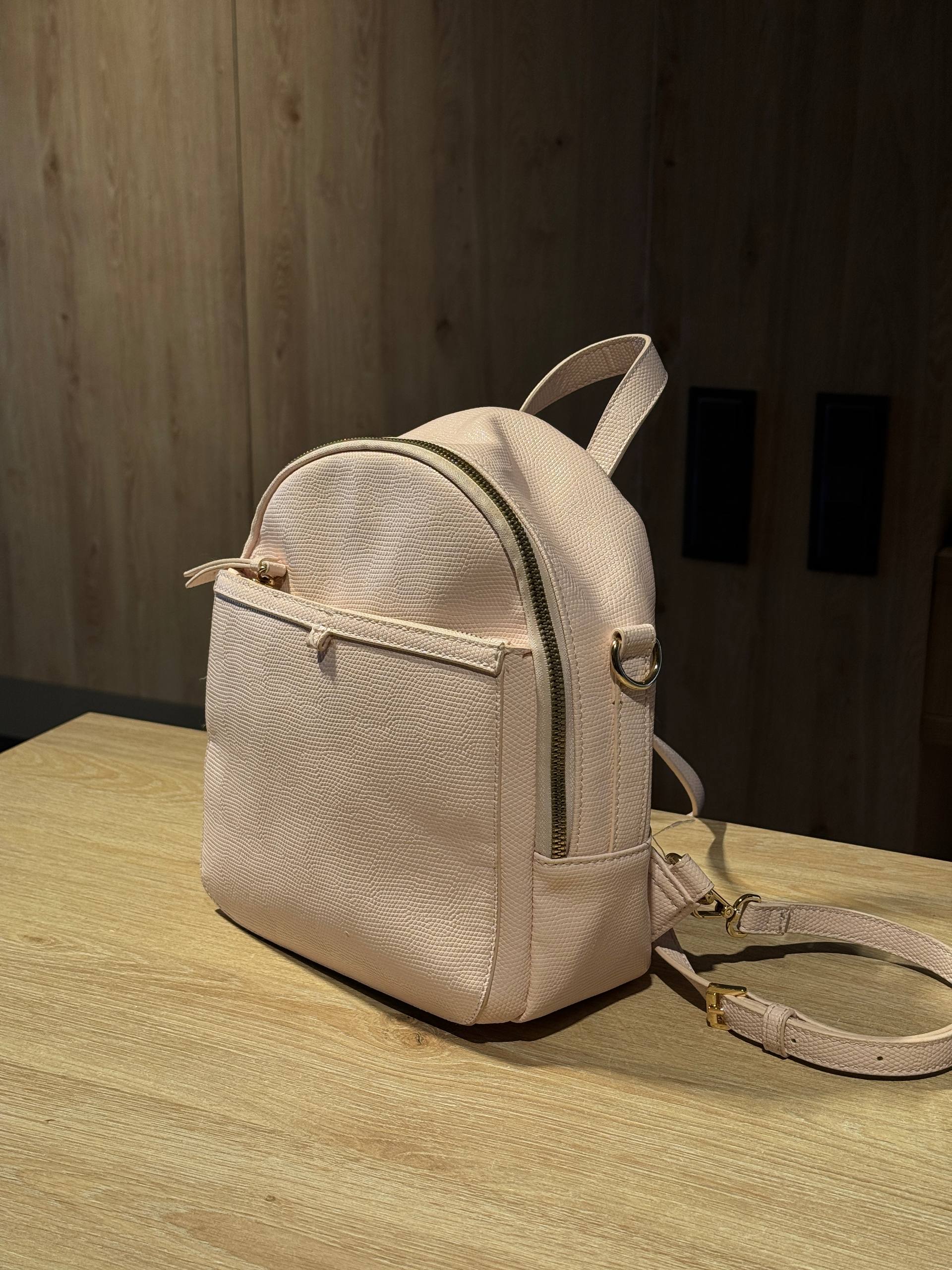 Рюкзак Carpisa розовый 25х22х12