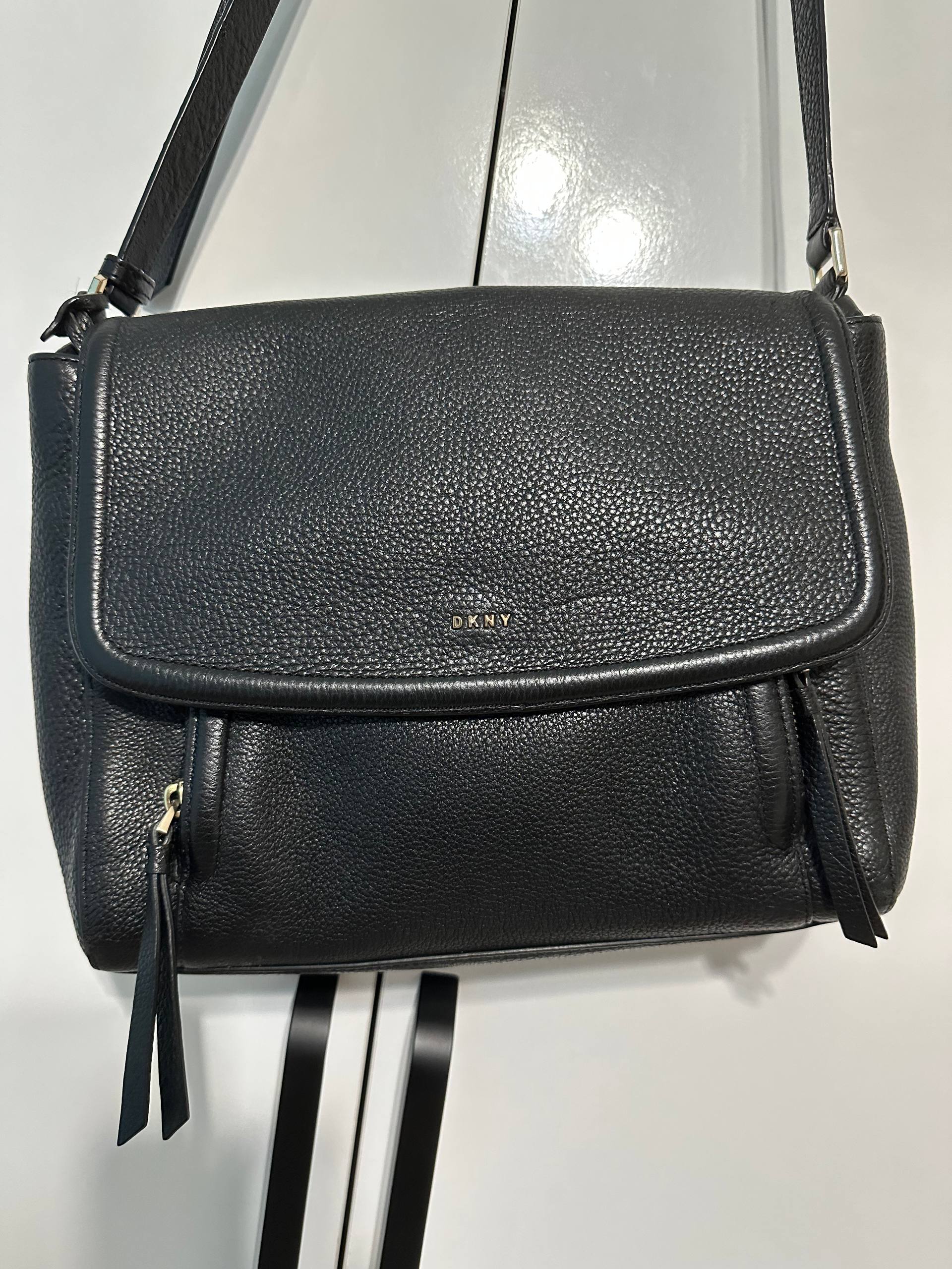 Сумка DKNY, натуральная кожа