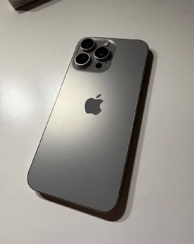iPhone 15 Pro Max Natural Titanium 256GB