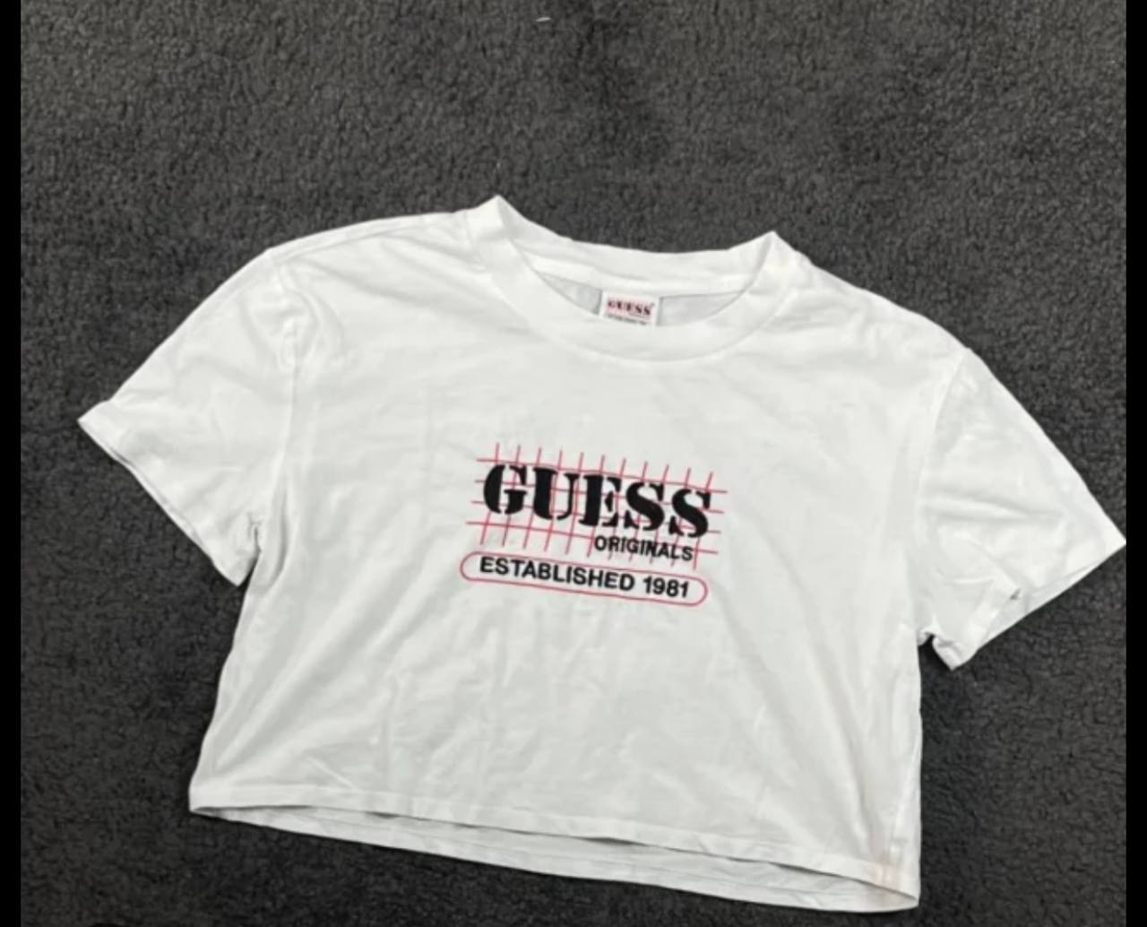 Футболка Guess S
