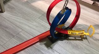 Трек Hot Wheels с машинкой