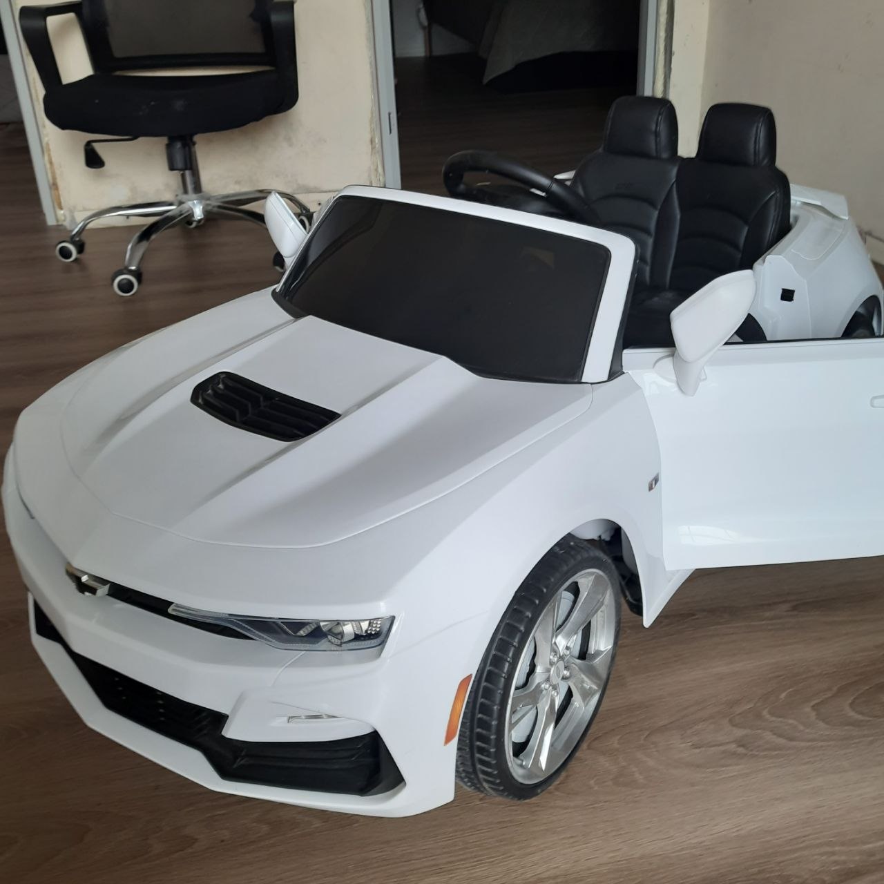 Детский электромобиль Chevrolet Camaro