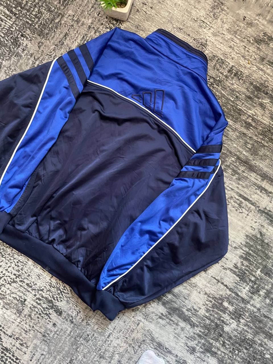 Adidas zip up куртка