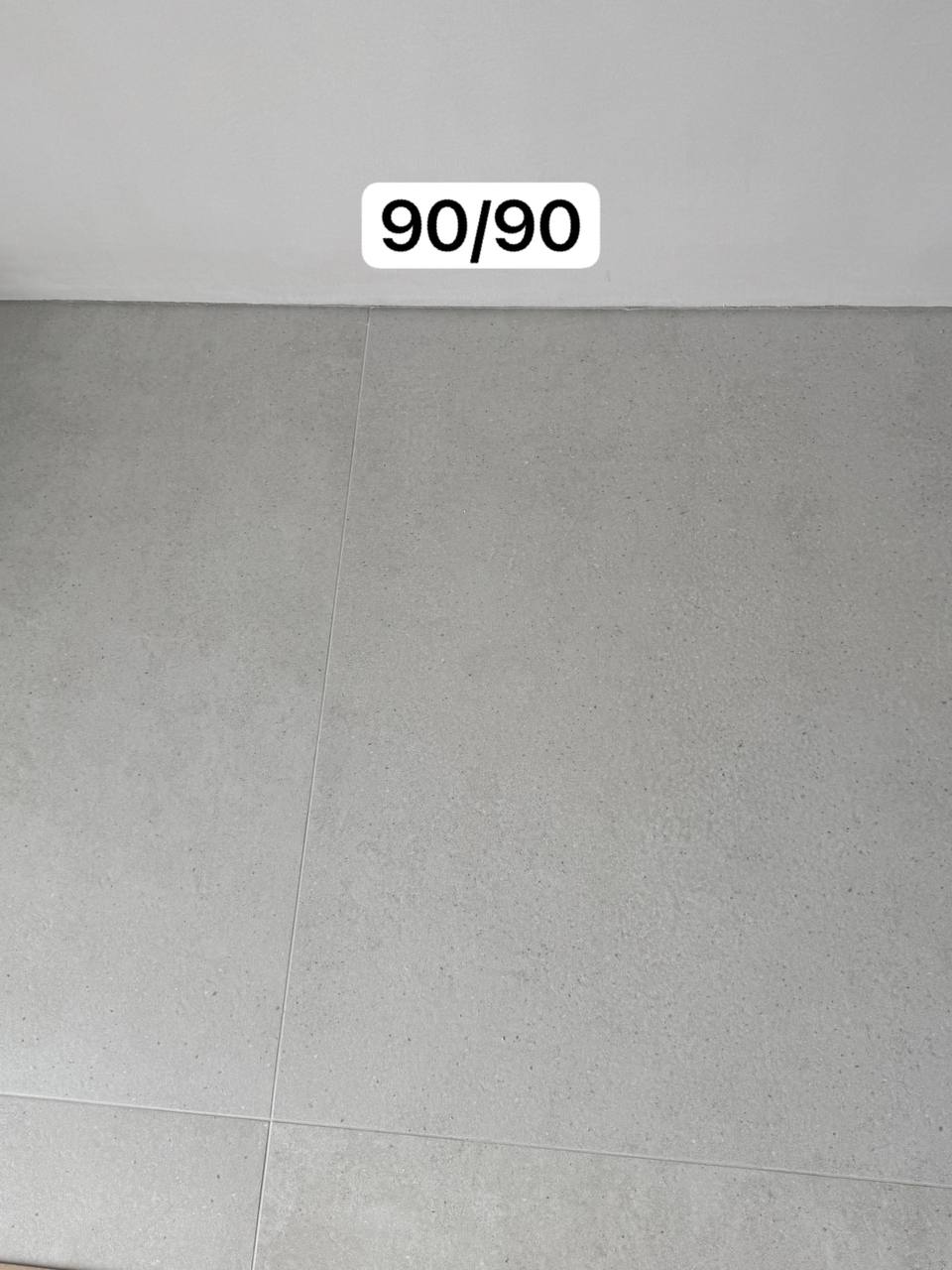 Керамогранит 90x90 серая, 7 шт