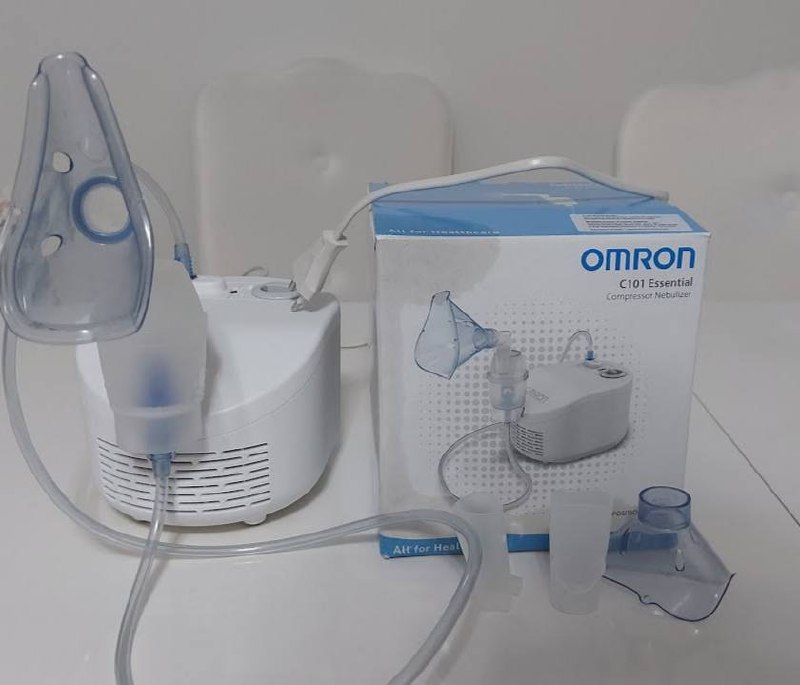 Компрессорный небулайзер OMRON C101 Essential