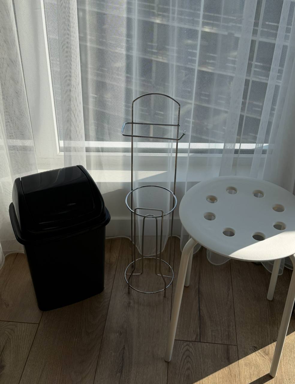 Держатель для туалетной бумаги, мусорное ведро с крышкой, табуретка IKEA