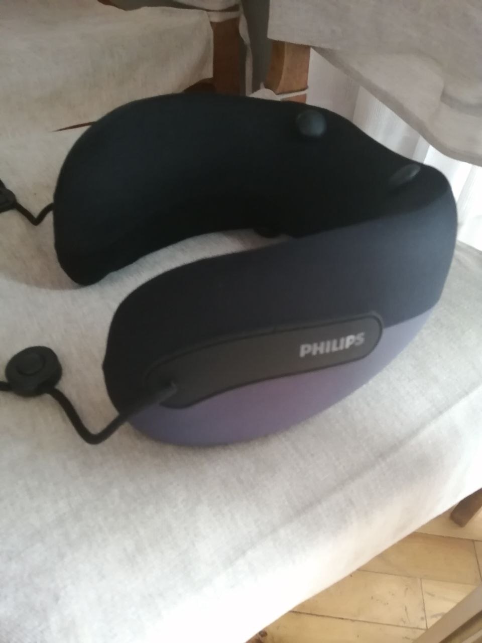 Массажер для шеи Philips