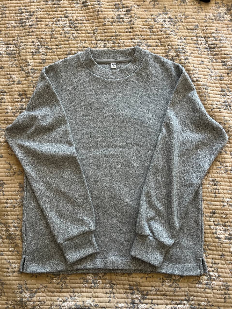 Свитшот Uniqlo размер S