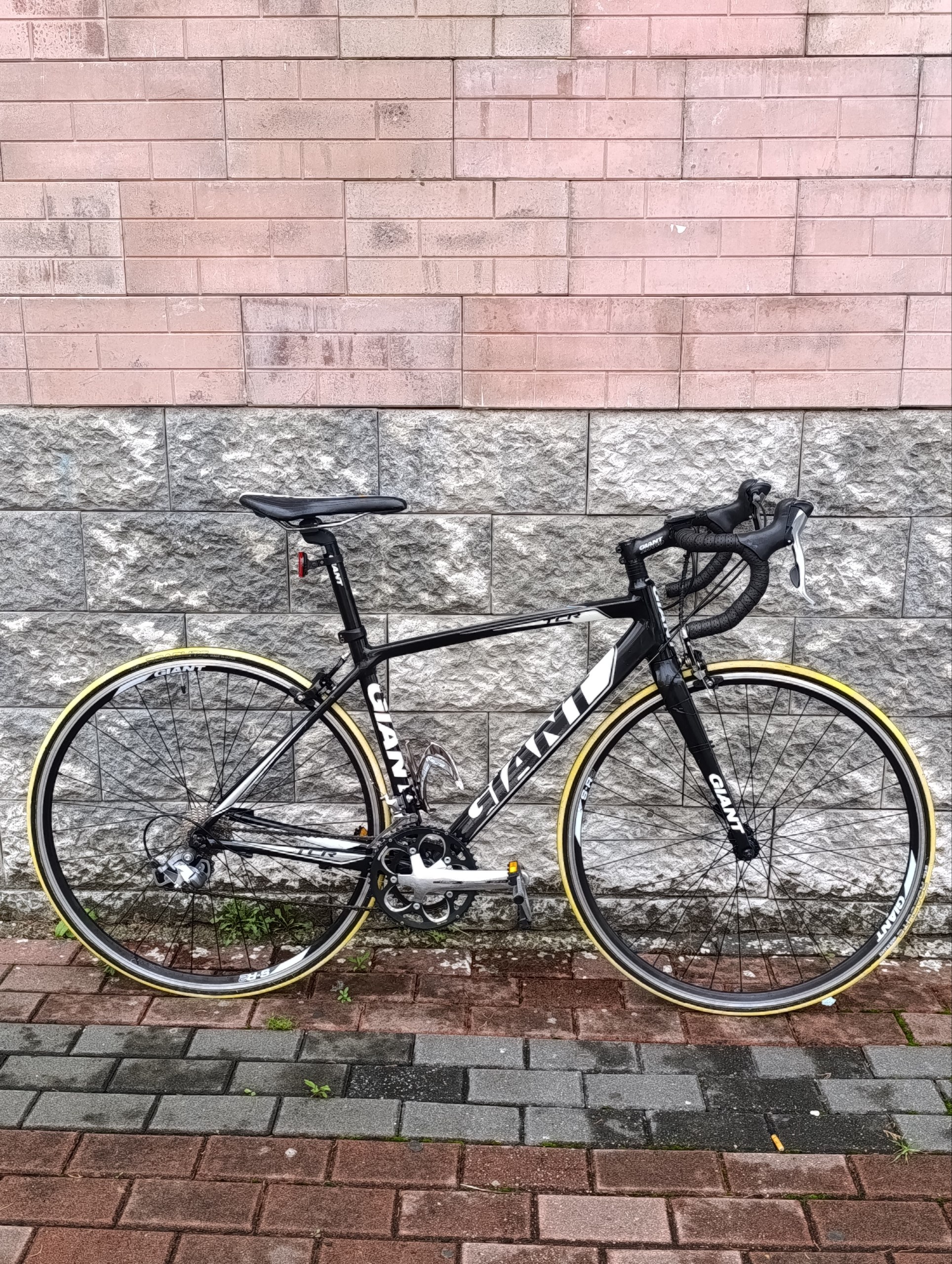 Шоссейный велосипед Giant TCR