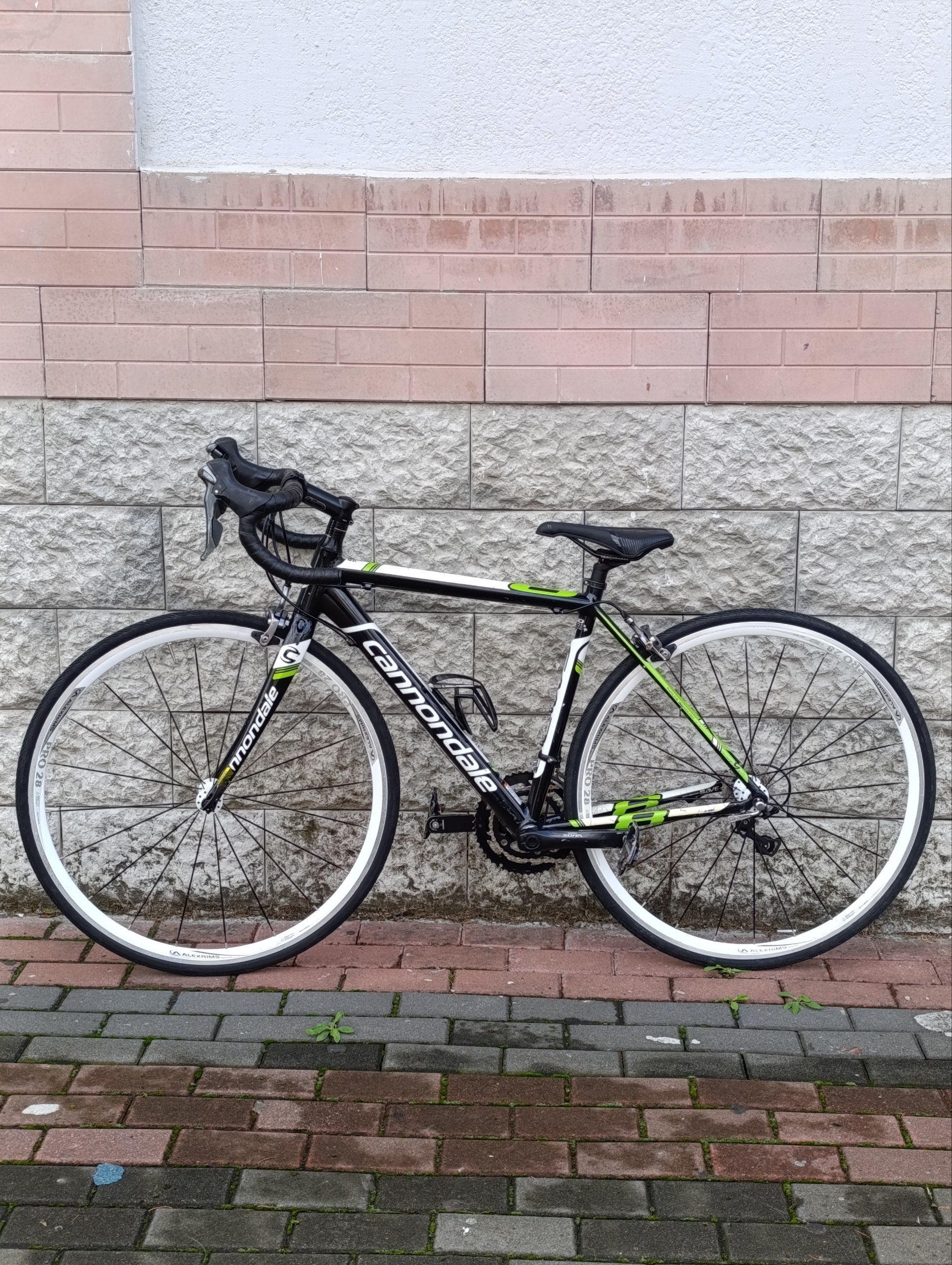 Cannondale шоссейный велосипед