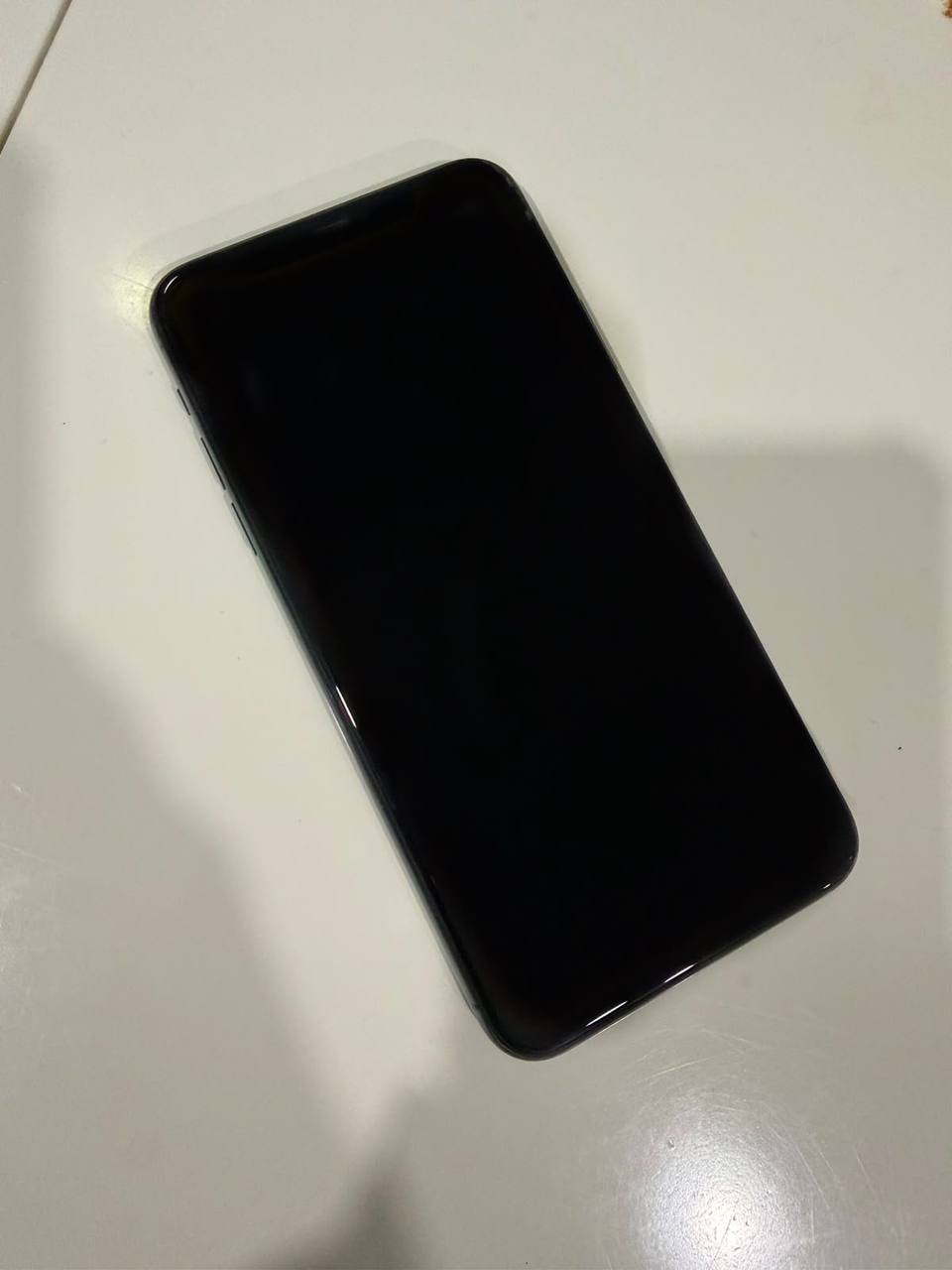 iPhone 11 Pro Max 64 ГБ Midnight Green