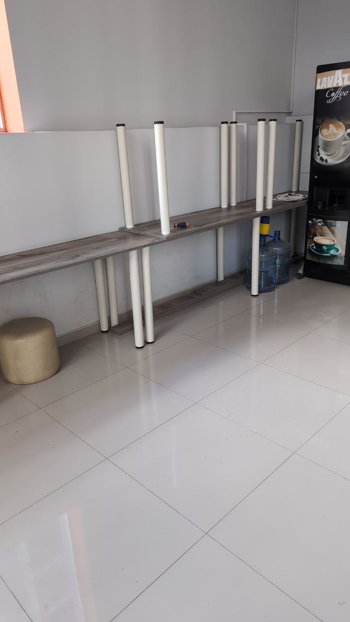 Стол 207x50x72 см