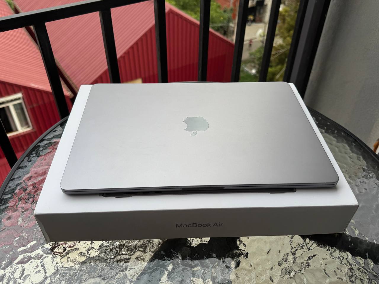 MacBook Air 15" M2 2023, 8GB / 256GB SSD