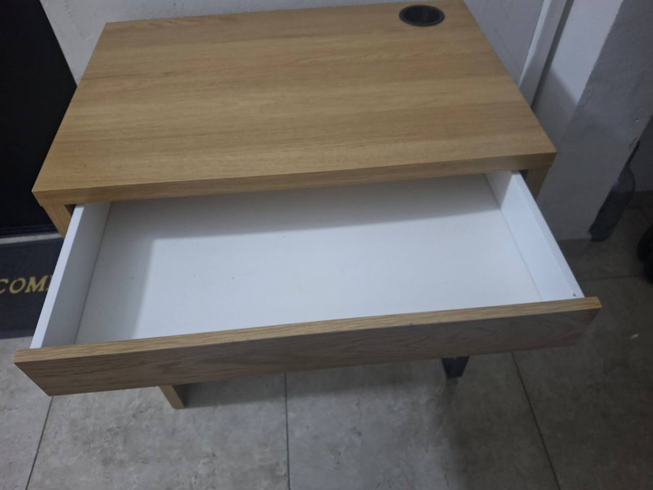 Детский письменный стол Ikea