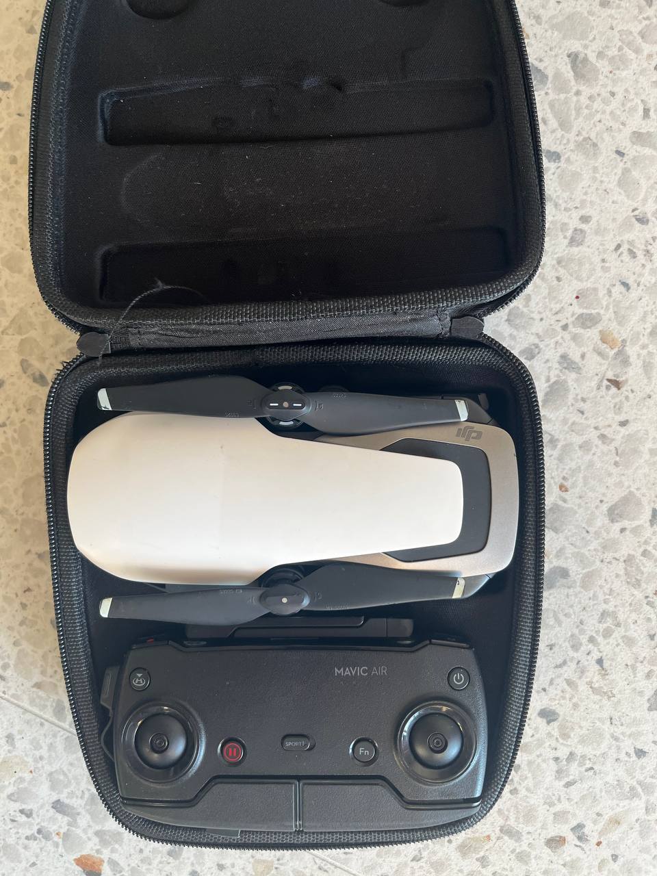 Дрон DJI Mavic Air комплект с аксессуарами