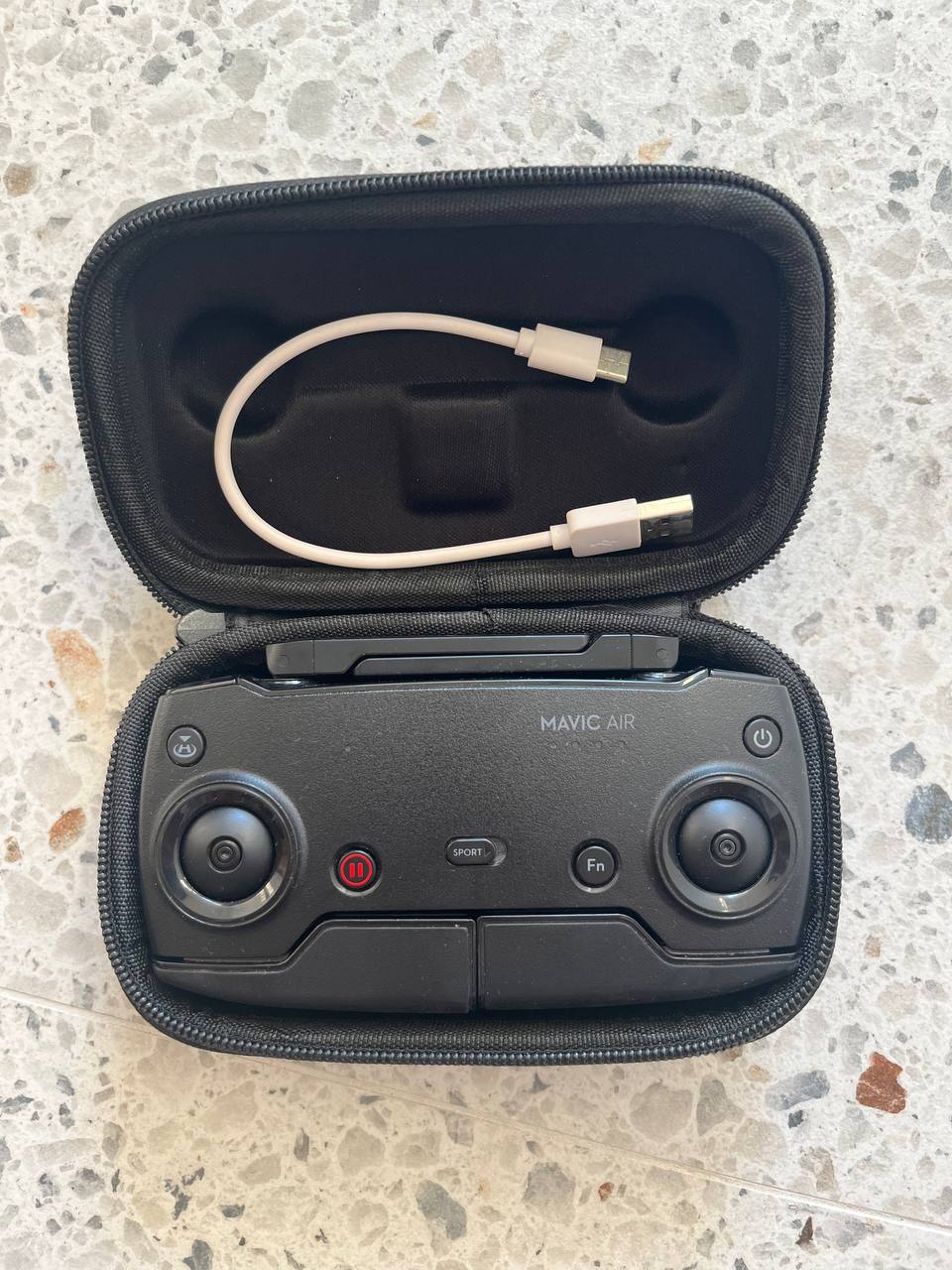 Дрон DJI Mavic Air комплект с аксессуарами