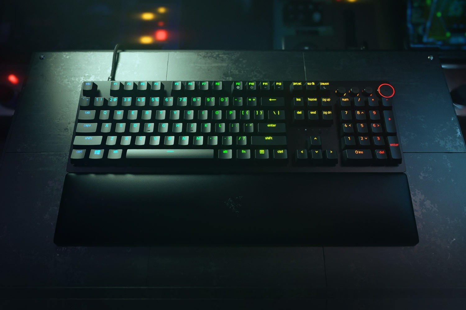 Клавиатура Razer Huntsman V2 (механика, RGB)