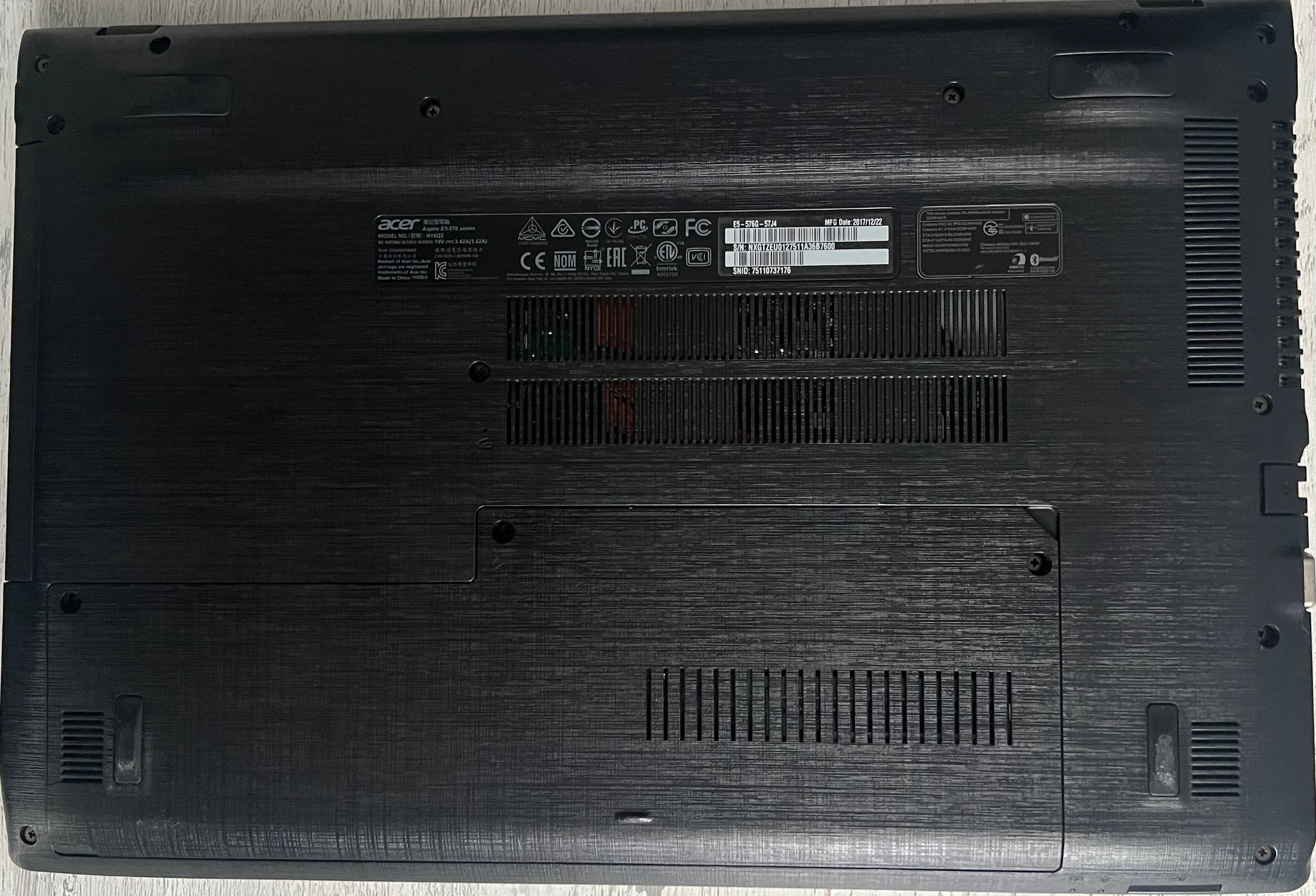 Ноутбук ASUS Aspire E 15