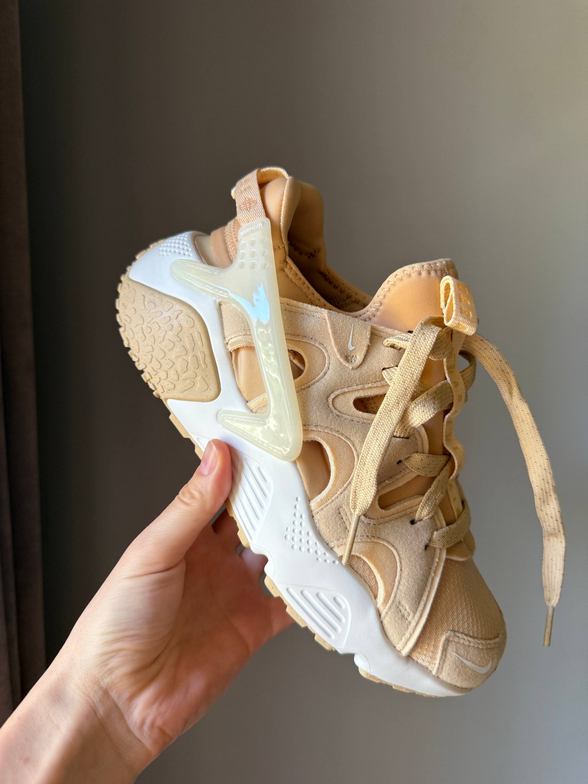 Женские кроссовки Nike Air Huarache Craft