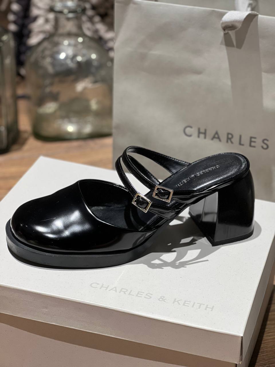 Туфли Charles & Keith, размер 38-39