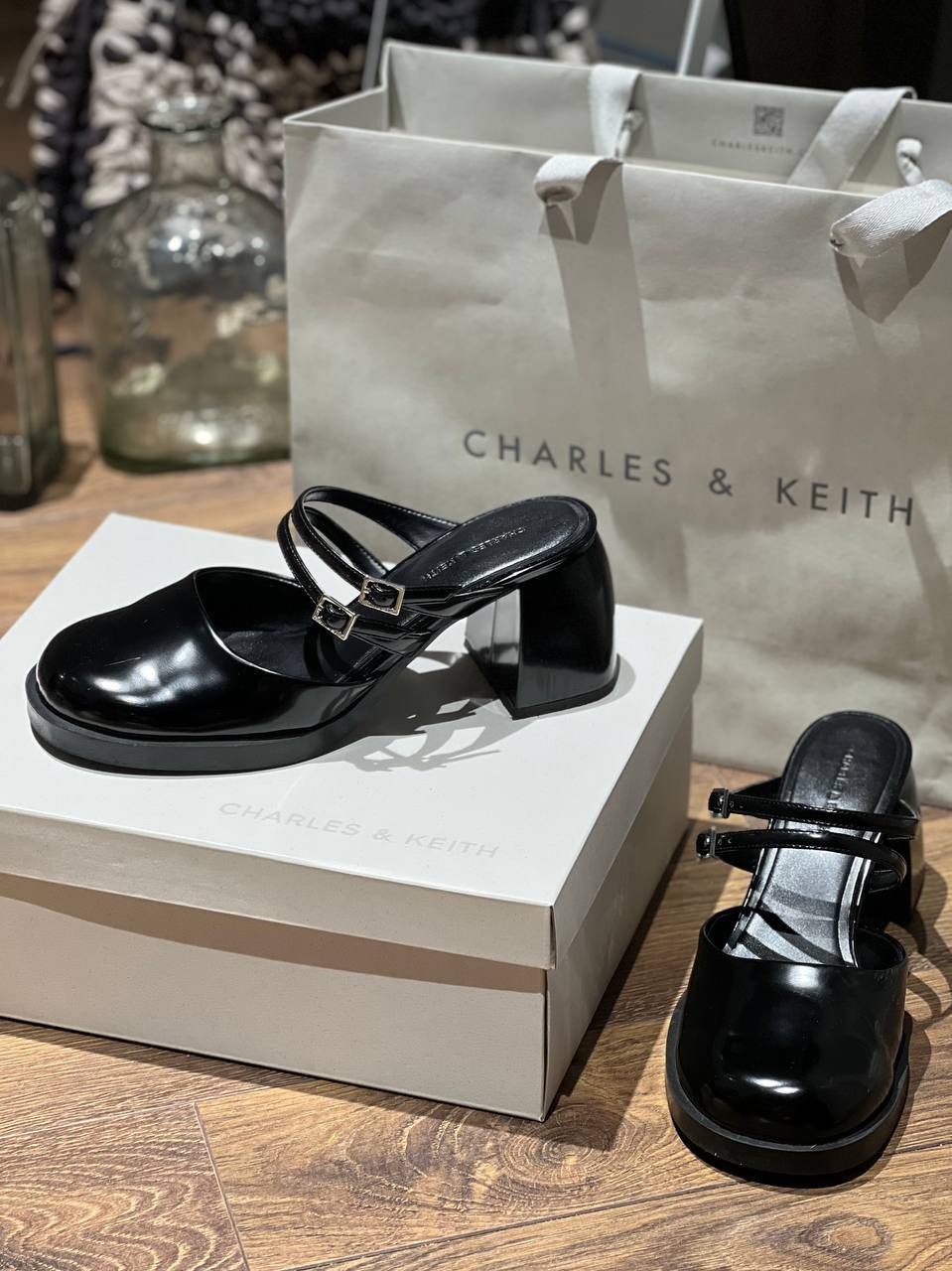 Туфли Charles & Keith, размер 38-39