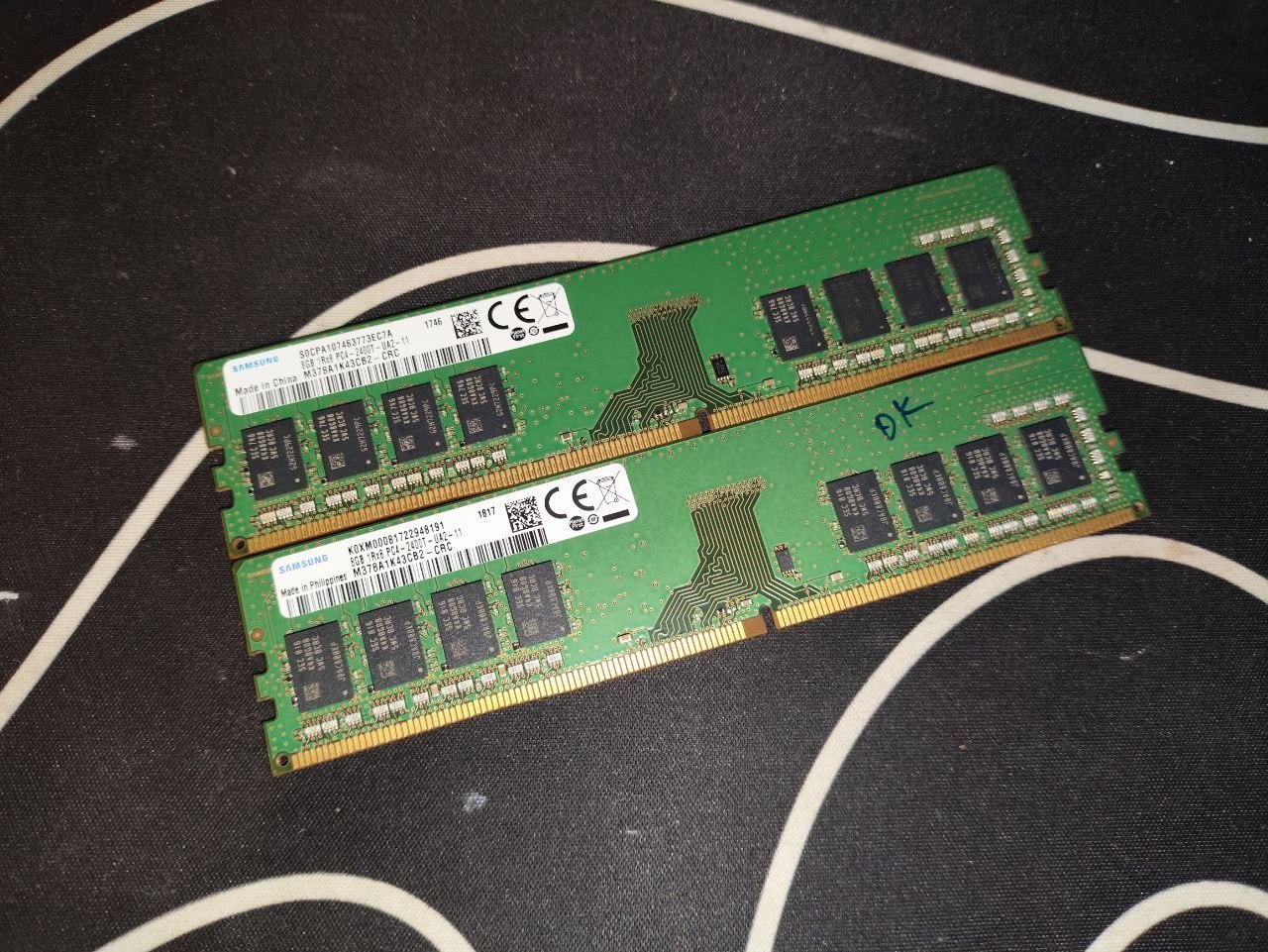Оперативная память Samsung DDR4 8GB x2