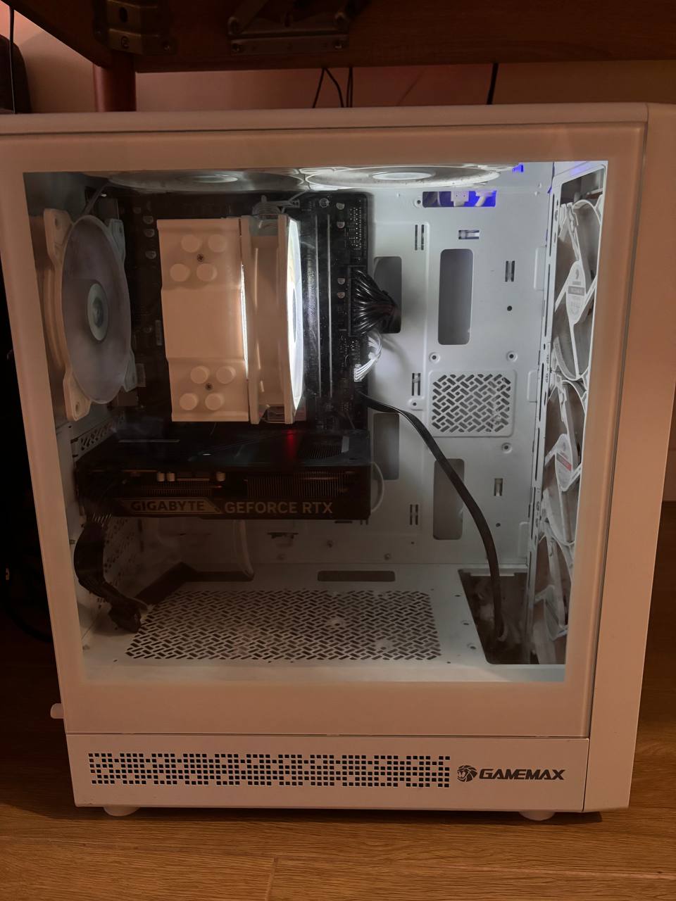 Игровой компьютер RTX 5060 + монитор ExeGate 165 Гц