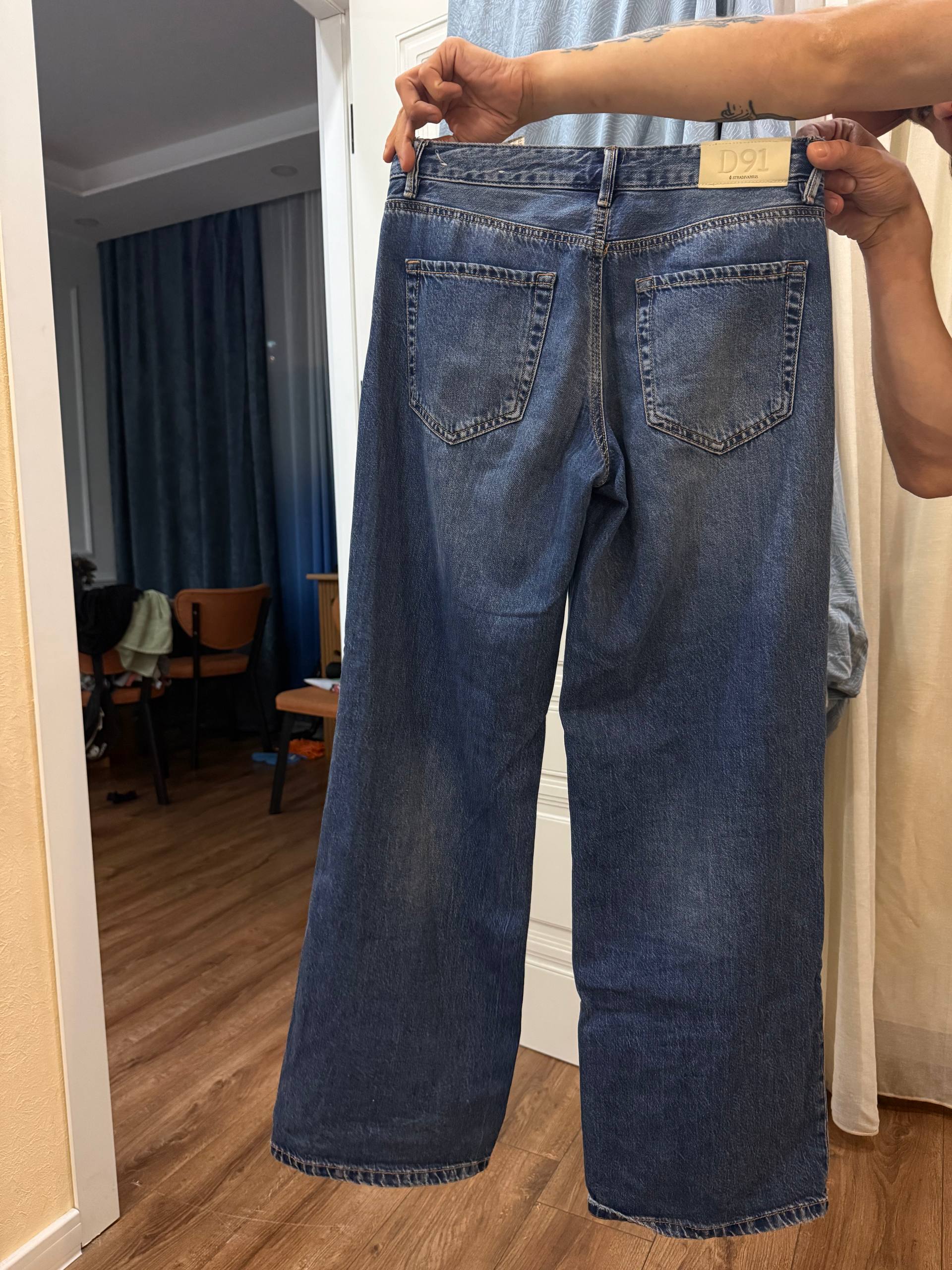 Джинсы женские Stradivarius 36 размер