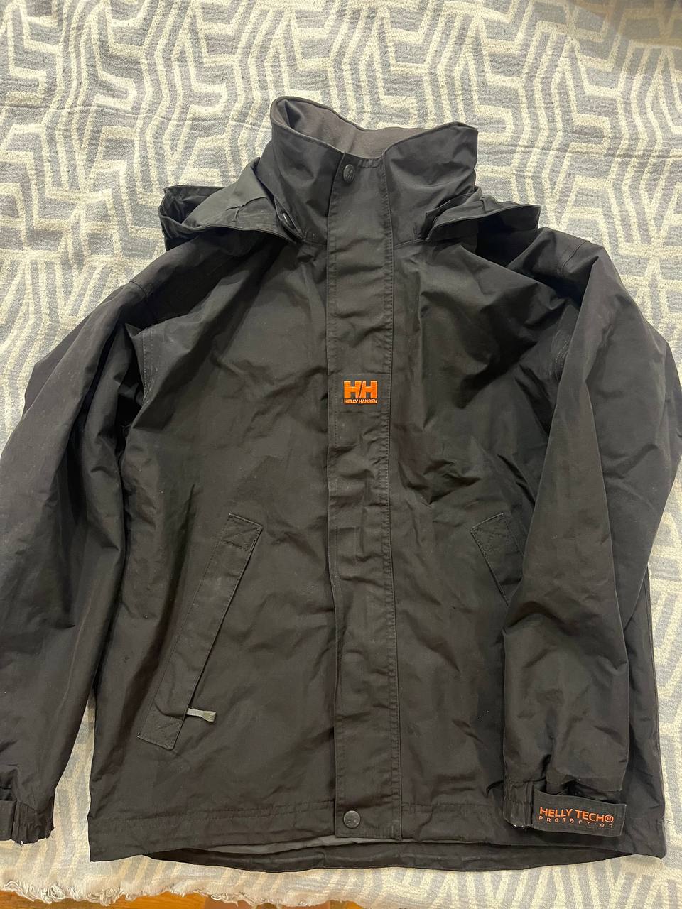Ветровка Helly Hansen оригинал, размер XS
