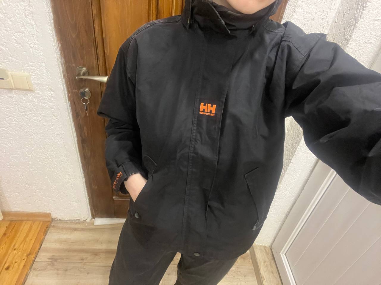 Ветровка Helly Hansen оригинал, размер XS