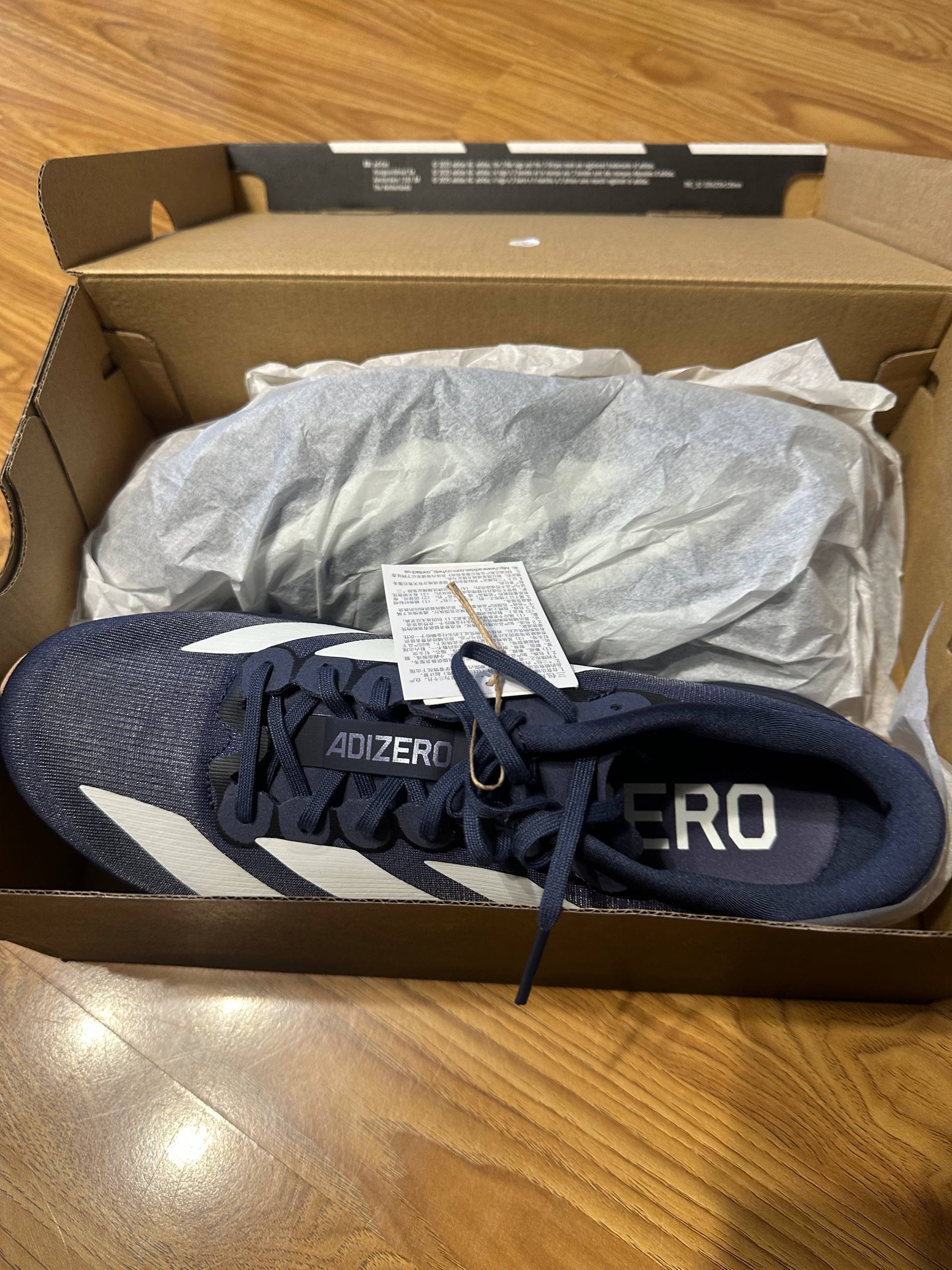 Кроссовки Adidas, размер 42.5