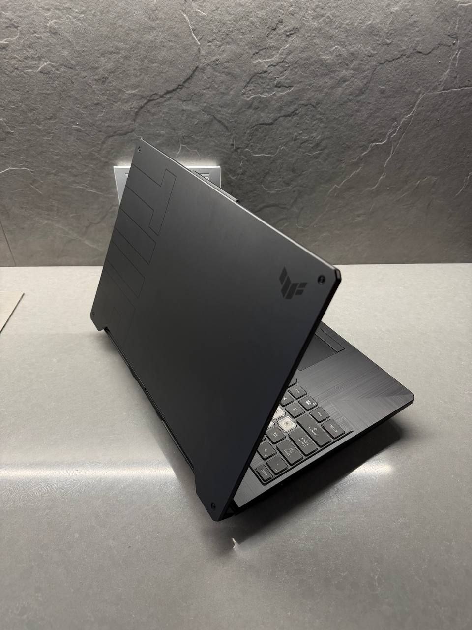 ASUS TUF Gaming F15 FX506H игровой ноутбук