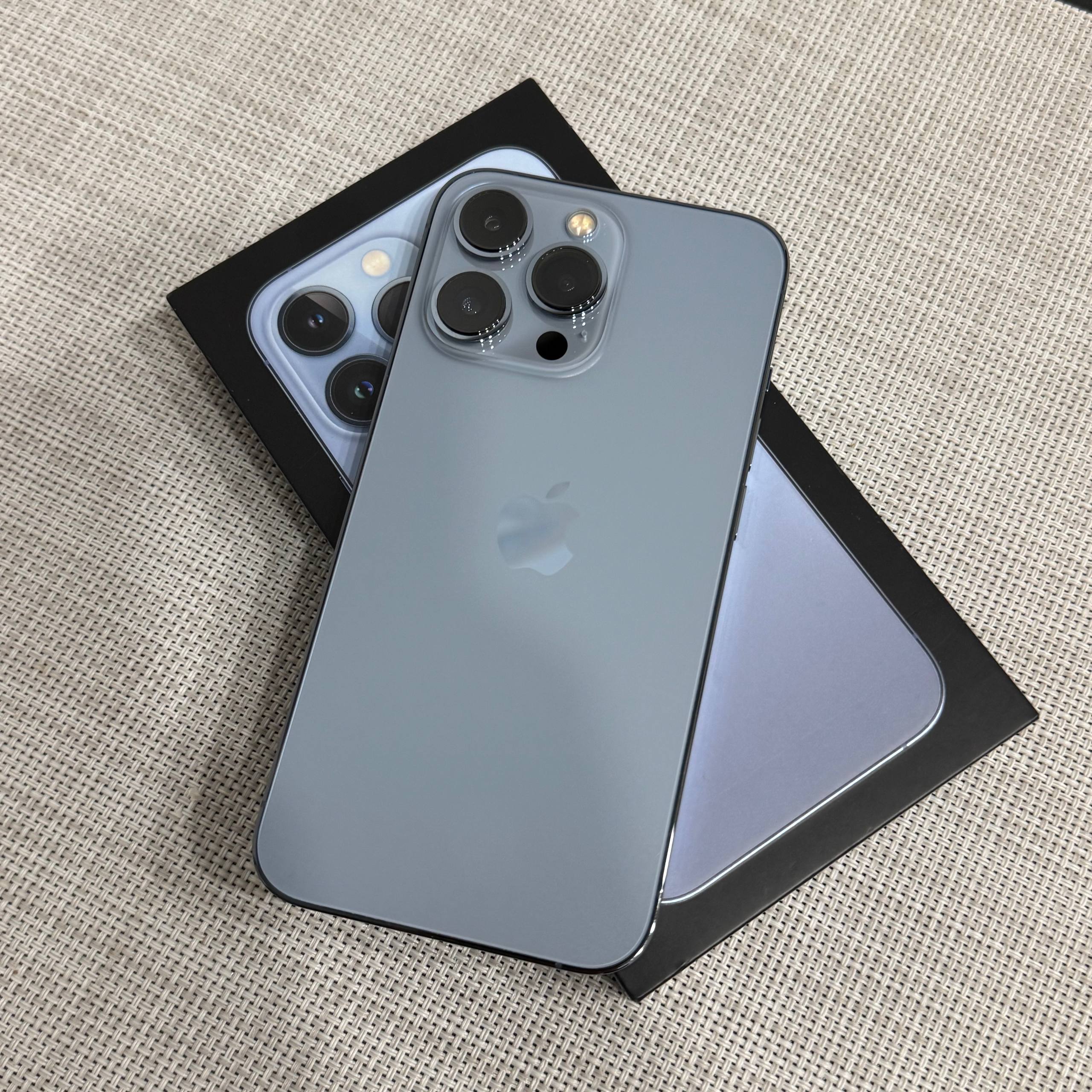 iPhone 13 Pro 128 GB Sierra Blue