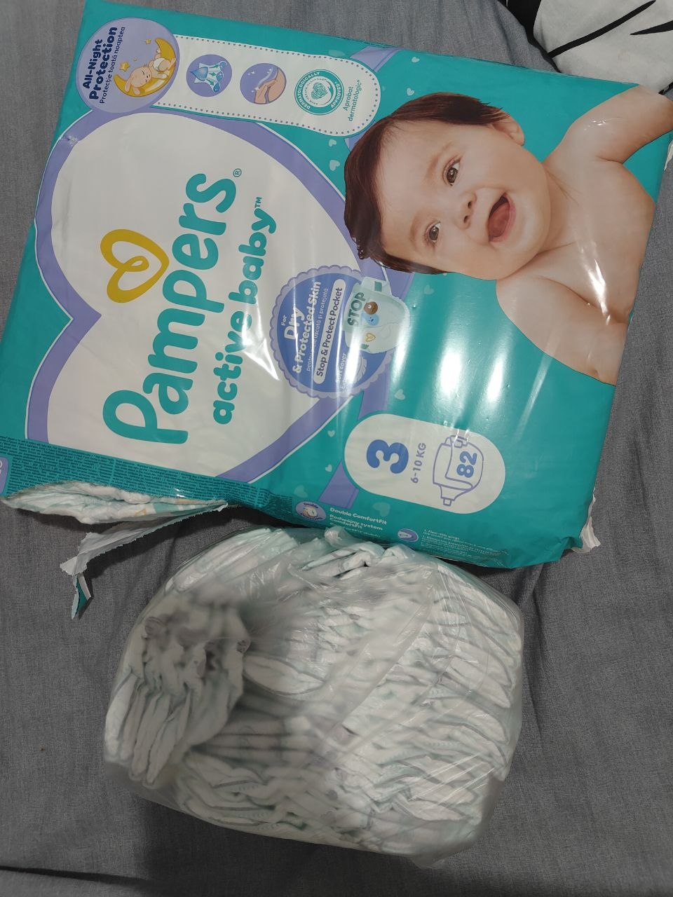 Подгузники Pampers (70 шт) + Pampers Premium Care (20 шт), размер M