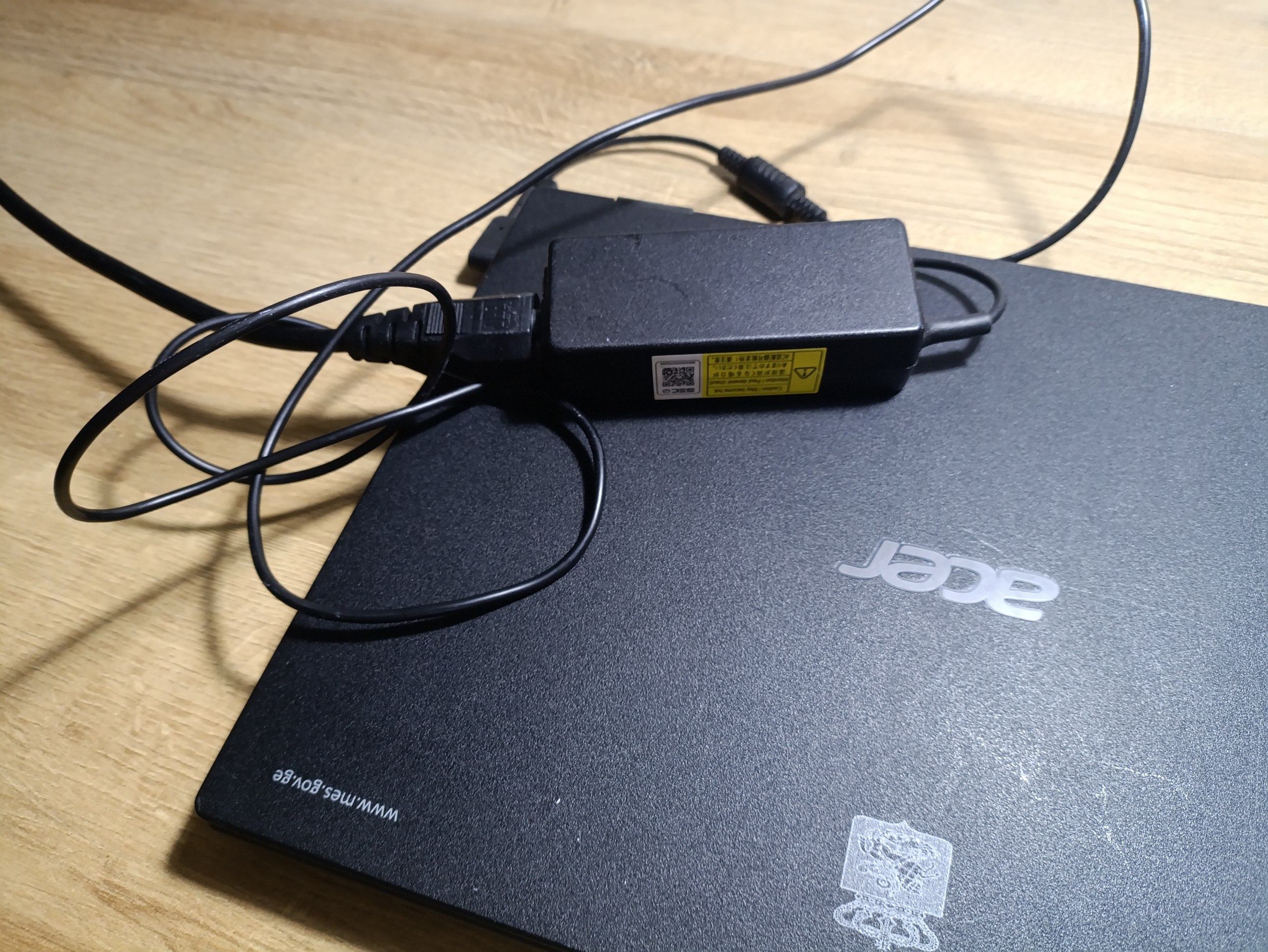 Ноутбук Acer TravelMate B118