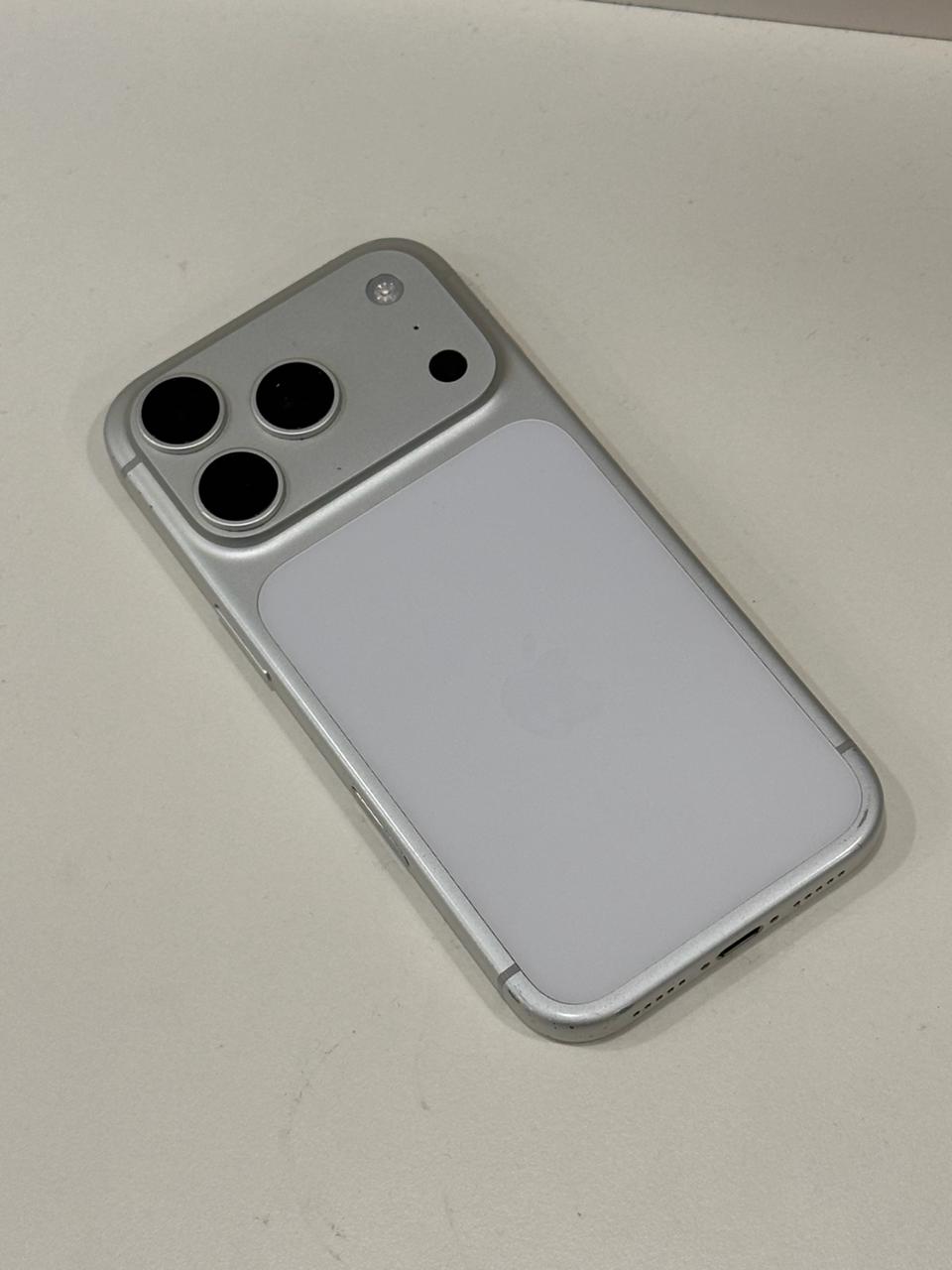 iPhone 17 Pro 256GB Silver