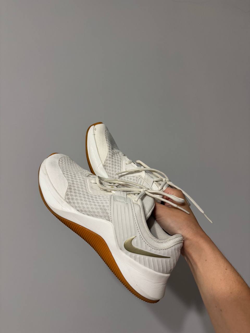Кроссовки Nike женские, размер 38,5